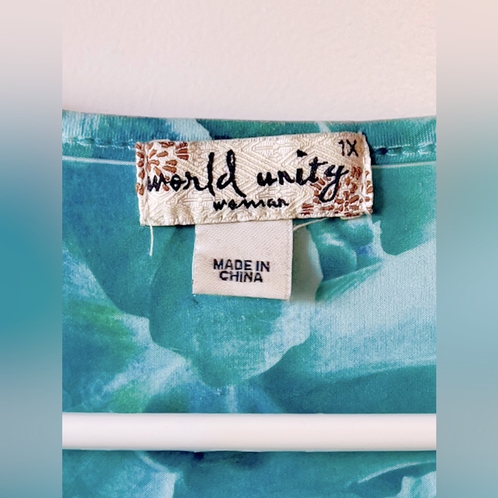 World Unity Blouse - Picture 7 of 7